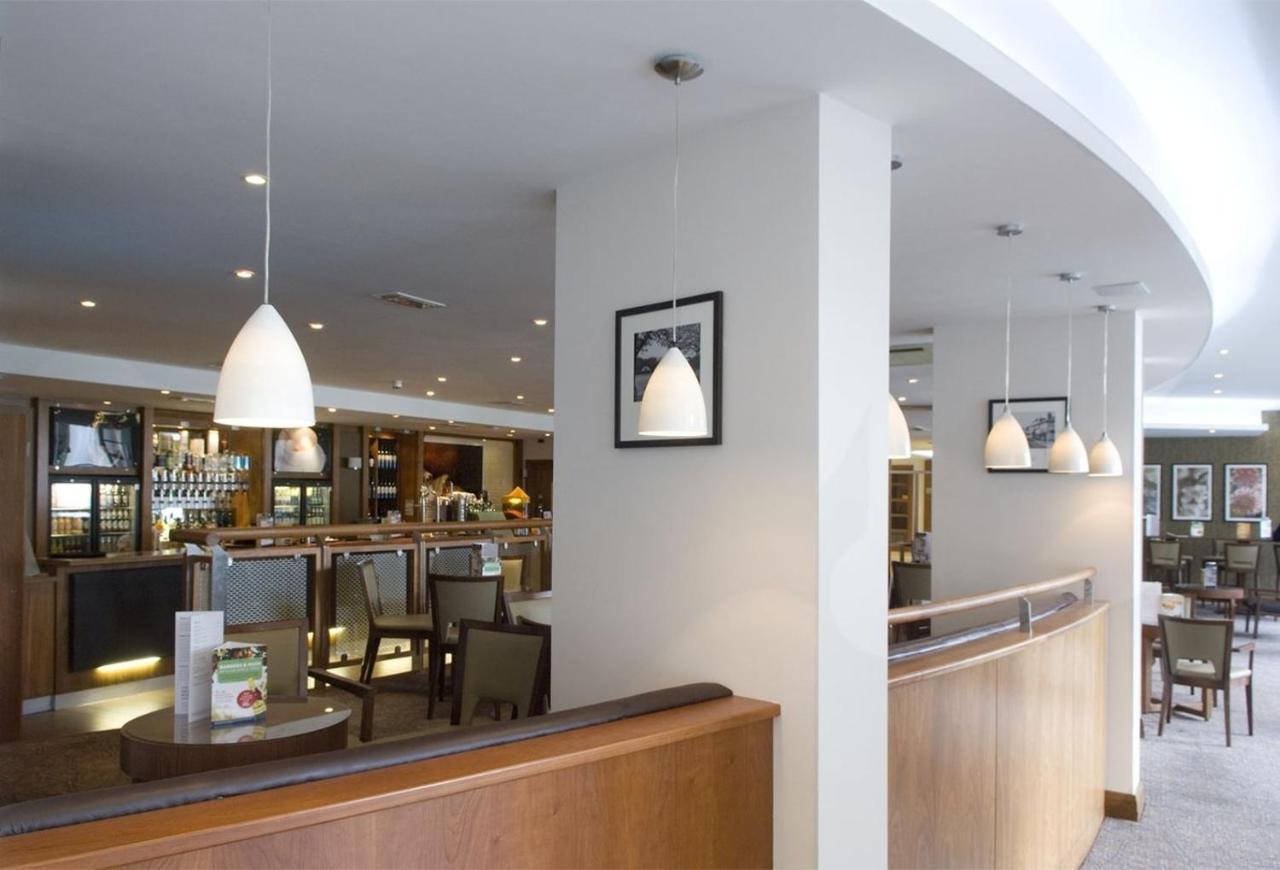 Holiday Inn London-Shepperton By Ihg Экстерьер фото