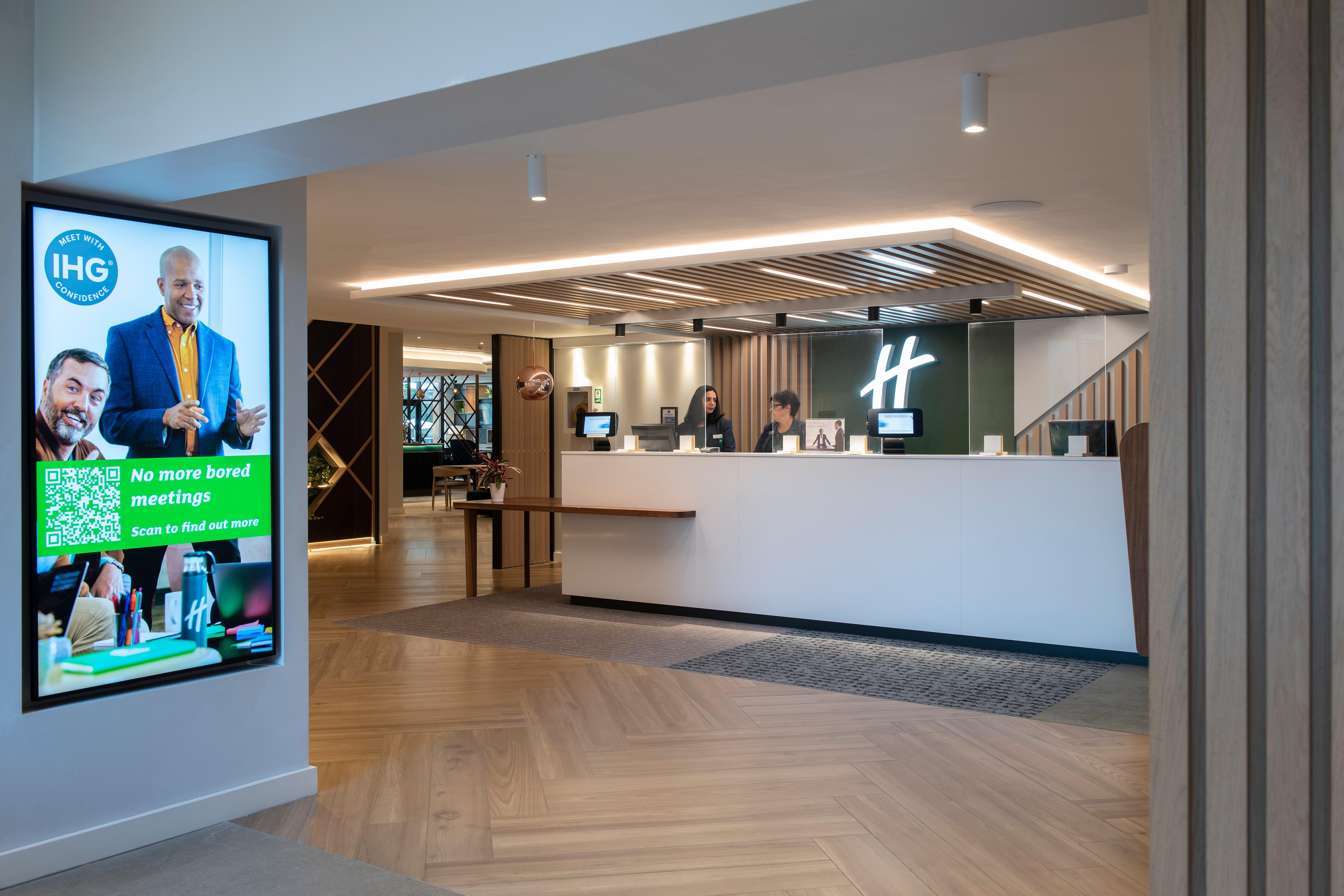 Holiday Inn London-Shepperton By Ihg Экстерьер фото