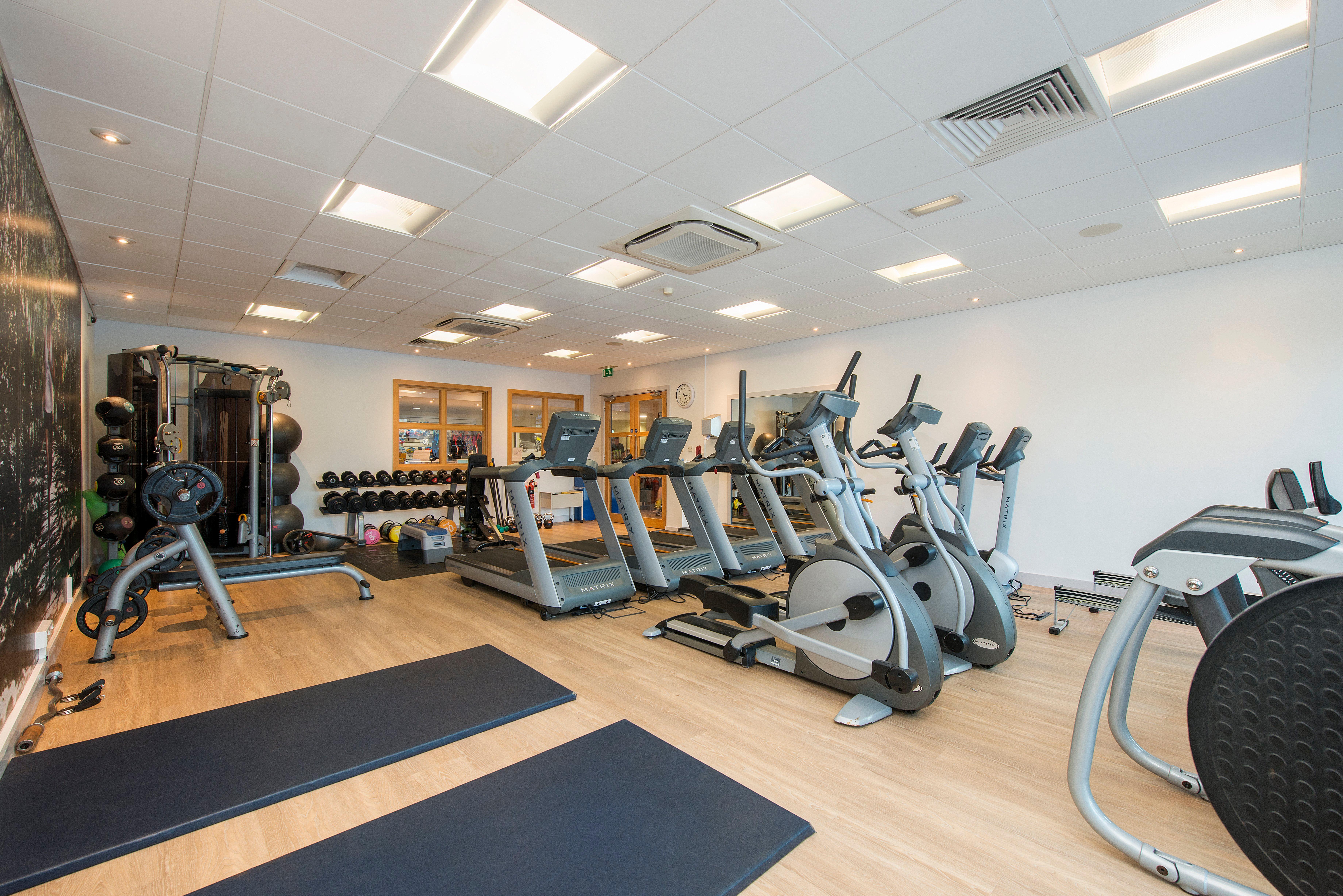 Holiday Inn London-Shepperton By Ihg Экстерьер фото