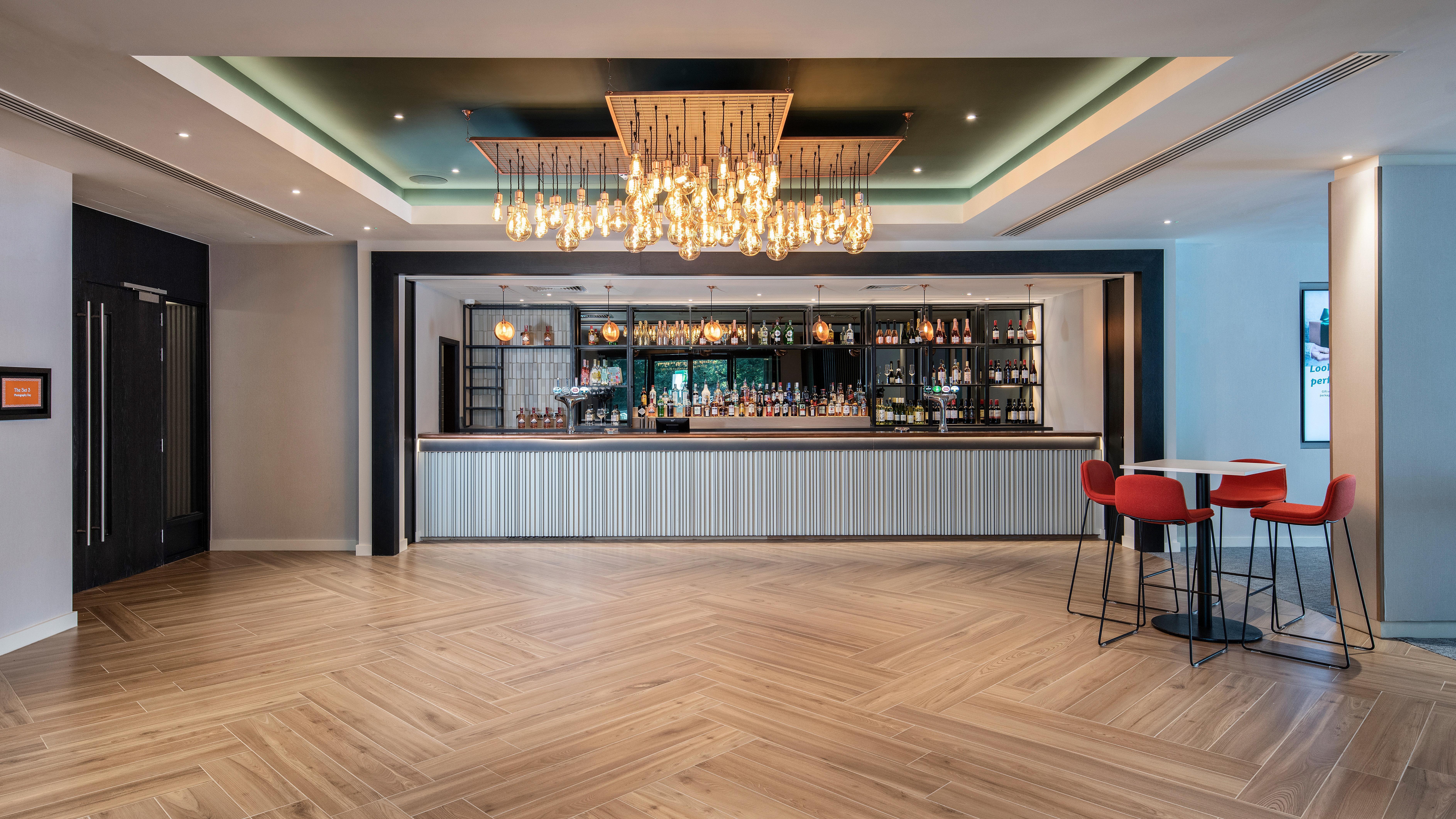 Holiday Inn London-Shepperton By Ihg Экстерьер фото