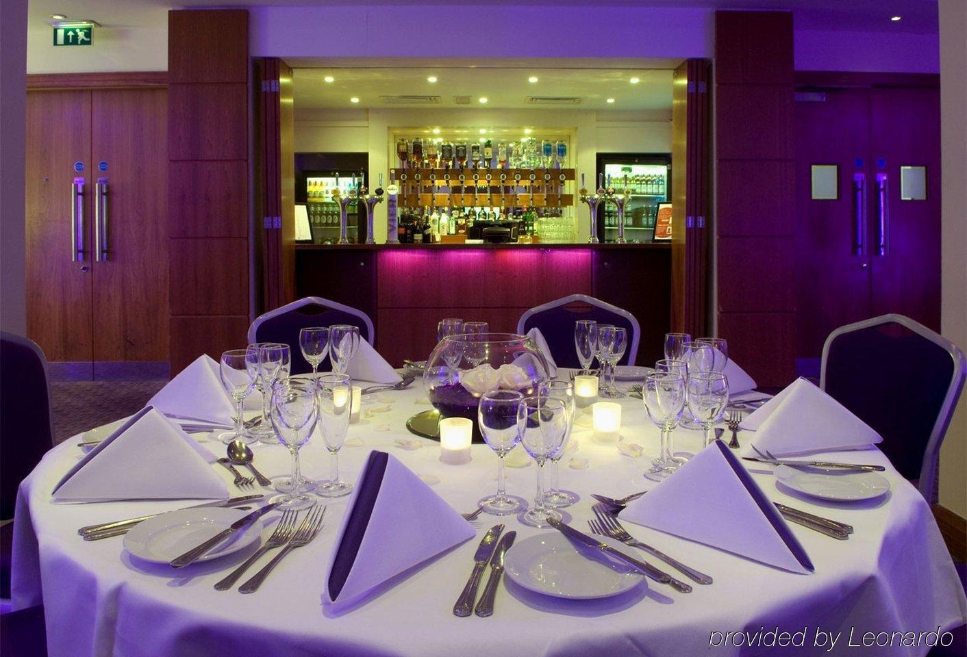 Holiday Inn London-Shepperton By Ihg Ресторан фото